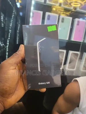 New Samsung Galaxy S25 256 GB
