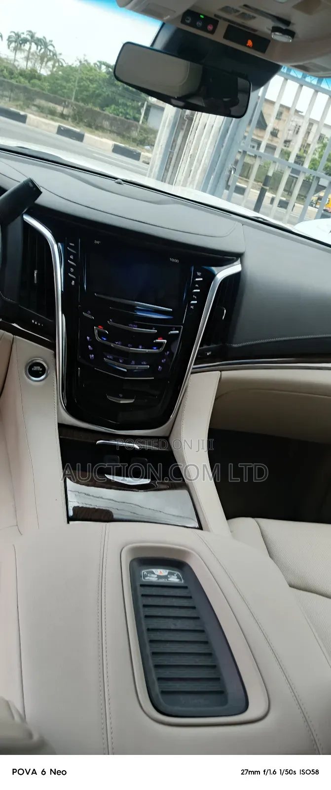 Cadillac Escalade 2019 White