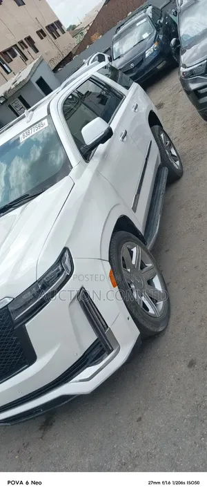 Cadillac Escalade 2019 White