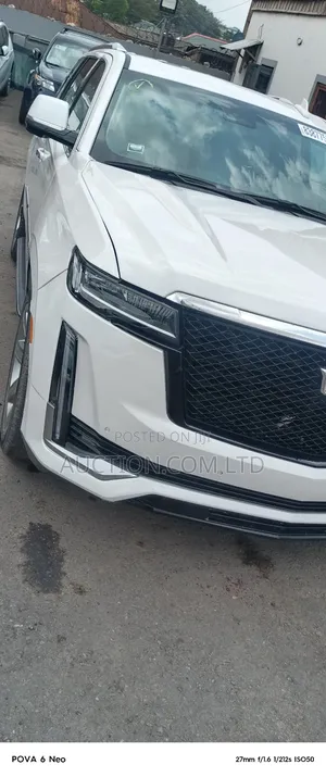Cadillac Escalade 2019 White