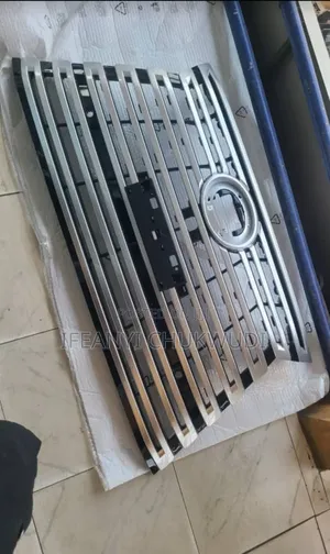 Front Grill Lx600