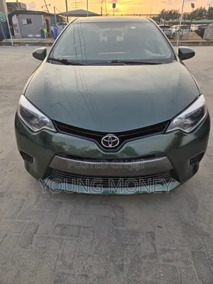 Toyota Corolla LE 4dr Sedan (1.8L 4cyl CVT) 2015 Green
