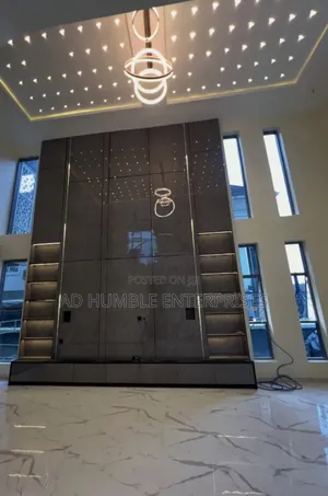 Ffull Height High Gloxy Materials Tv Console