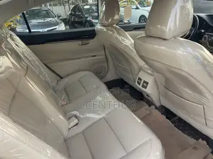 Lexus ES 350 FWD 2015 White