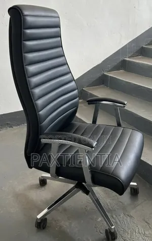 Swivel Office Chair (Adjustable)