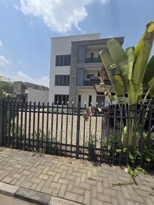 5bdrm Duplex in Wuye for sale