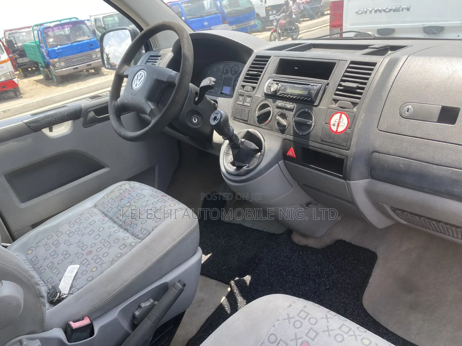 Volkswagen Transporter 2013 Blue