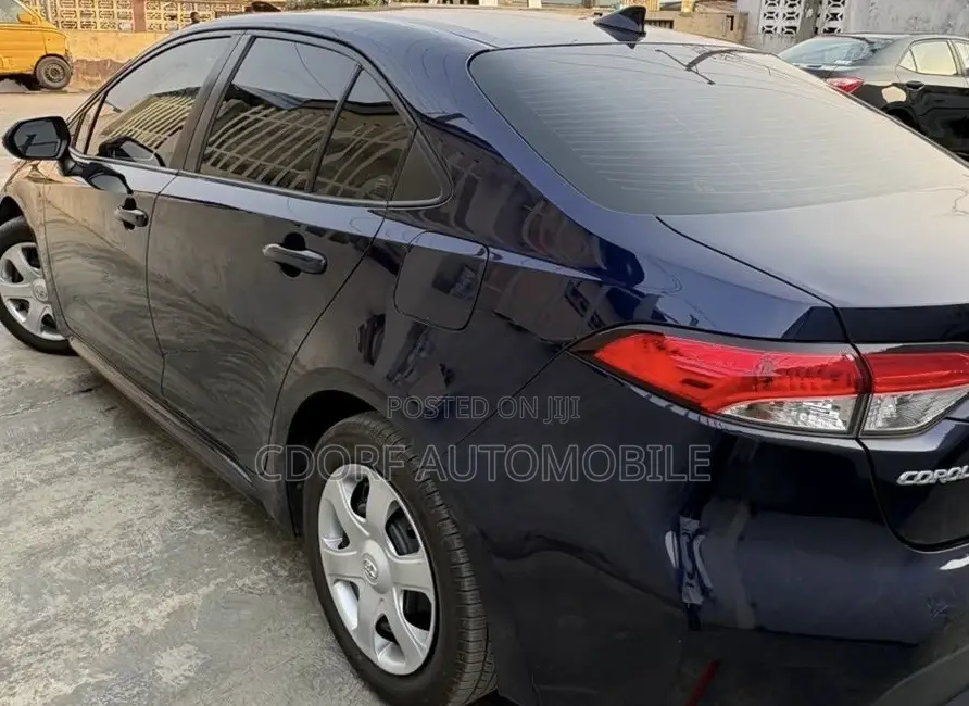 Toyota Corolla LE 2020 Black