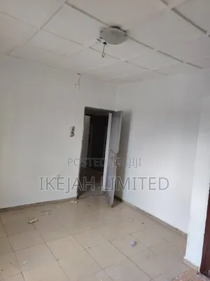 3bdrm Apartment in Oregun for rent