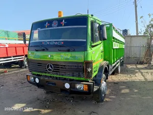 Mercedes Benz 814