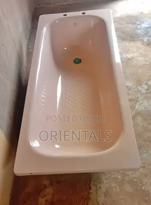 Quality Bathtub + Stand for Sale