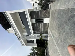 5bdrm House in Kado for sale