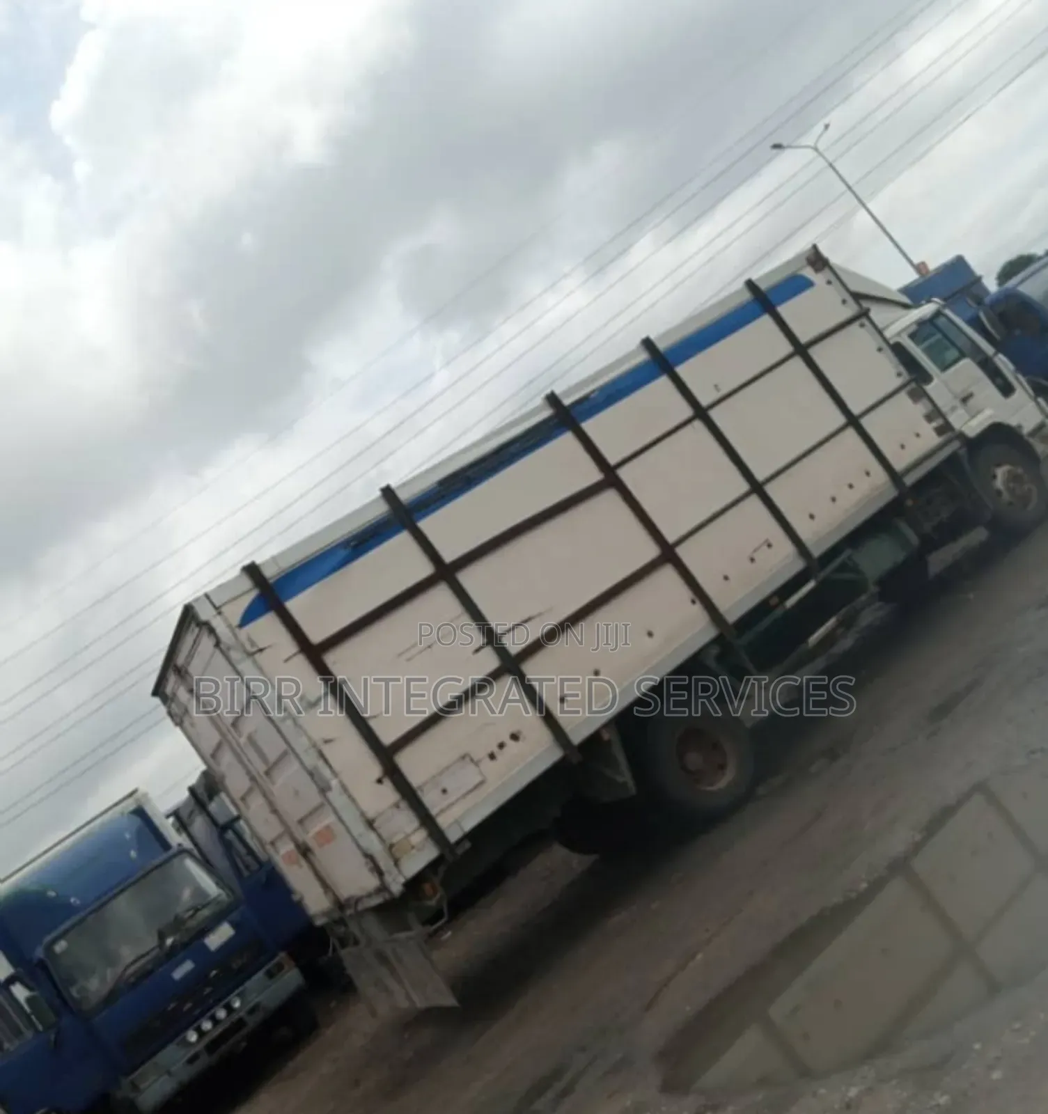 Cargo Delivery Service, 40ft , 20ft, 10 Tons Cargo Bus Hire