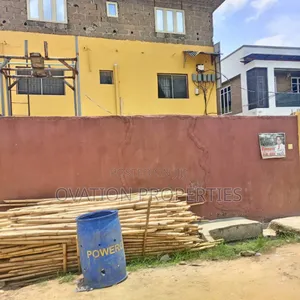 3bdrm Block of Flats in Oniwaya, Dopemu for sale