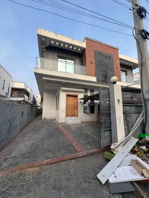 4bdrm Duplex in Orchid Estate, Ikota for rent