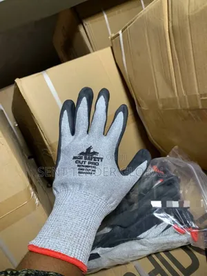 Strong Anti Cut Gloves