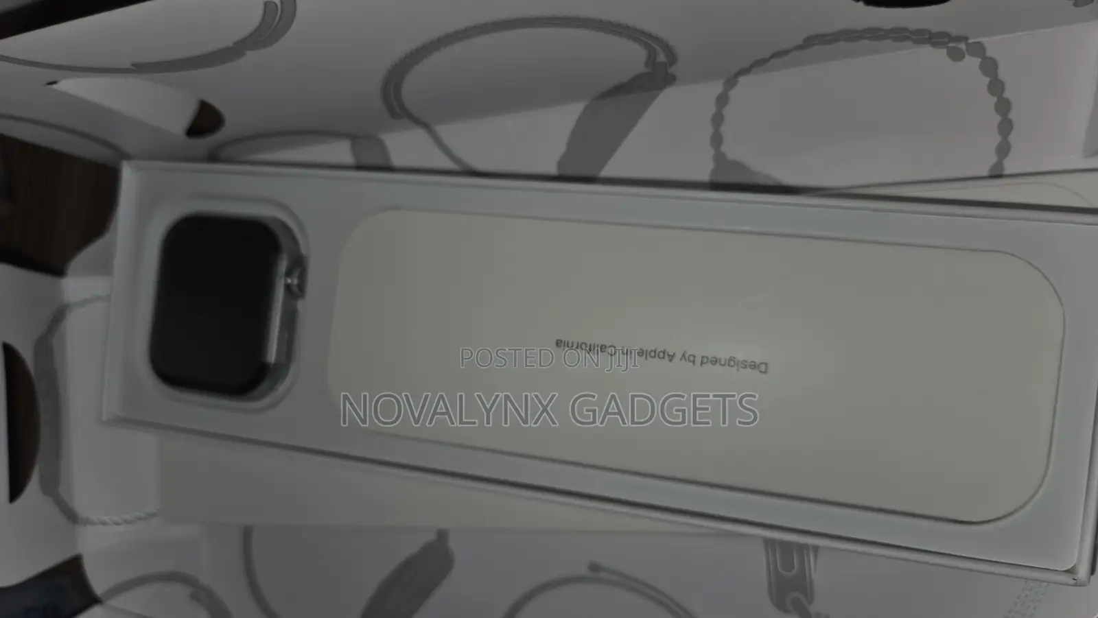 Apple Wat H Series 11 46mm With White Strap.