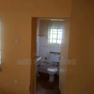 10bdrm Bungalow in Independence Layout, Enugu for rent