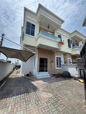 4bdrm Duplex in Agungi Estate for rent