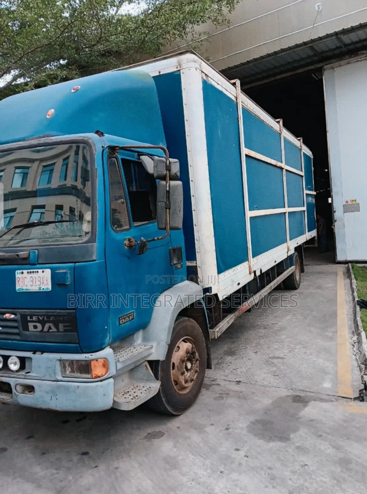 30ft , 20ft Container Cargo Truck