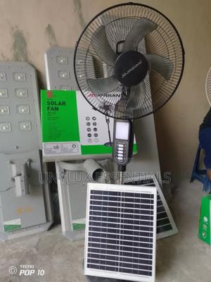 16 Inch Standing Rechargeable Solar Fan With Panel 3 Bulbs