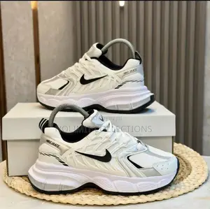 Nike Skate Trendy Sneakers
