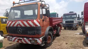 Foreign Used Mercedes Benz 1414 Tipper