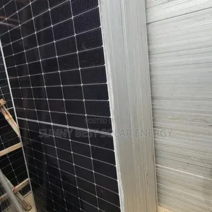 630w Jinko Solar Monocrystalline Solar Panel – High Efficiency Durable
