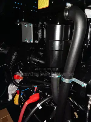 Perkins 650kva Soundproof Diesel Generator With 5years Warranty