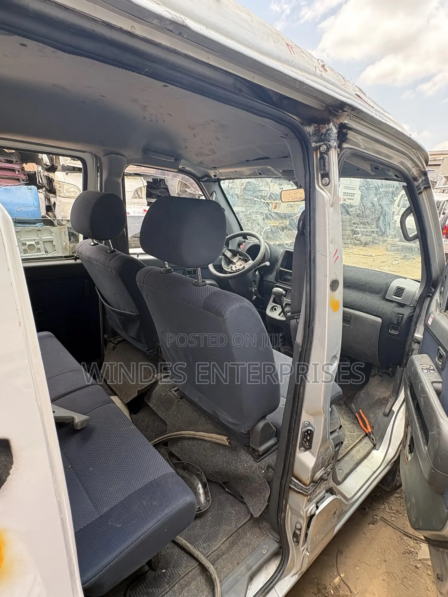 Daihatsu Hijet 2012 Silver