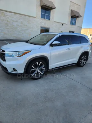 Toyota Highlander Limited Platinum 4dr SUV AWD (3.5L 6cyl 6A) 2014