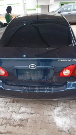 Toyota Corolla 2004 Blue