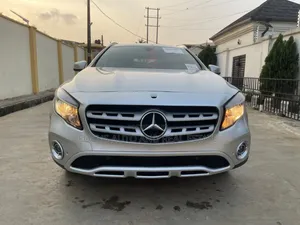 Mercedes-Benz GLA-Class 2020 Silver