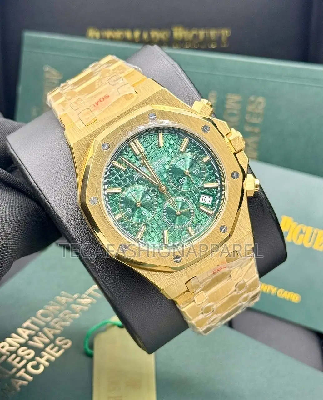 Cornographic R High Quality Audermas Piguet Chronographic Wristwatch for sale ...