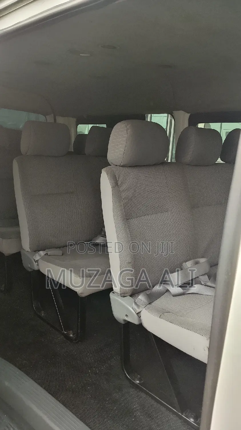 Toyota HiAce 2012 White