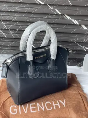 Luxury Givenchy Handbag Fully Boxed Medium Size