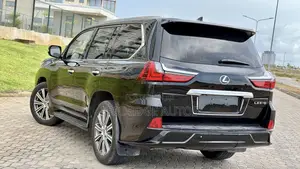 Lexus LX 570 AWD 2017 Black