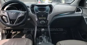 Hyundai Santa Fe 2016 Gray