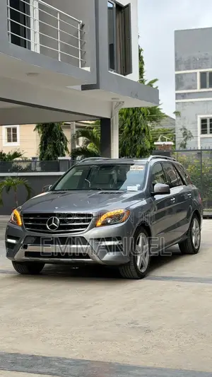 Mercedes-Benz M Class ML400 4MATIC 4dr SUV AWD (3.0L 6cyl Turbo 7A)