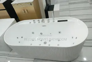 Modern Luxury Oval Freestanding Massage Acrylic Jacuzzi Bathtub