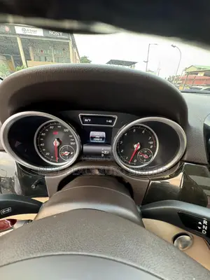 Mercedes-Benz GLE-Class 2016 Red