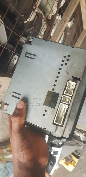 Factory Followcome Navigation Screen Toyota Landcruser 2003 Model