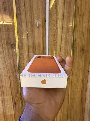 New Apple iPhone 17 Pro 256 GB Orange