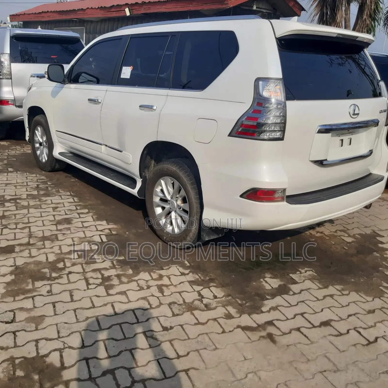 Lexus GX 460 Base 2015 White