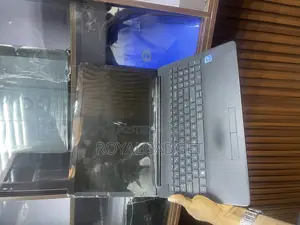 Laptop HP 14-dq1025cl 4GB Intel Pentium HDD+SSD 500GB