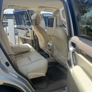 Lexus GX 460 Luxury 2014 Silver