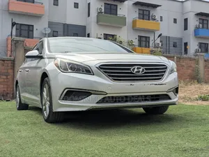Hyundai Sonata Sport Sedan FWD (2.4L 4cyl 6A) 2016 Silver