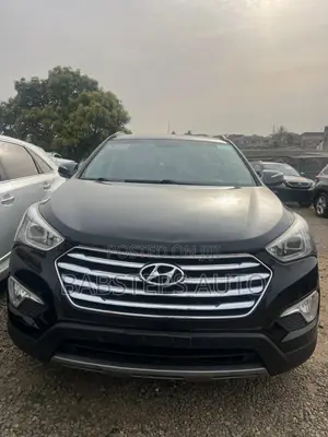 Hyundai Santa Fe 2013 Black