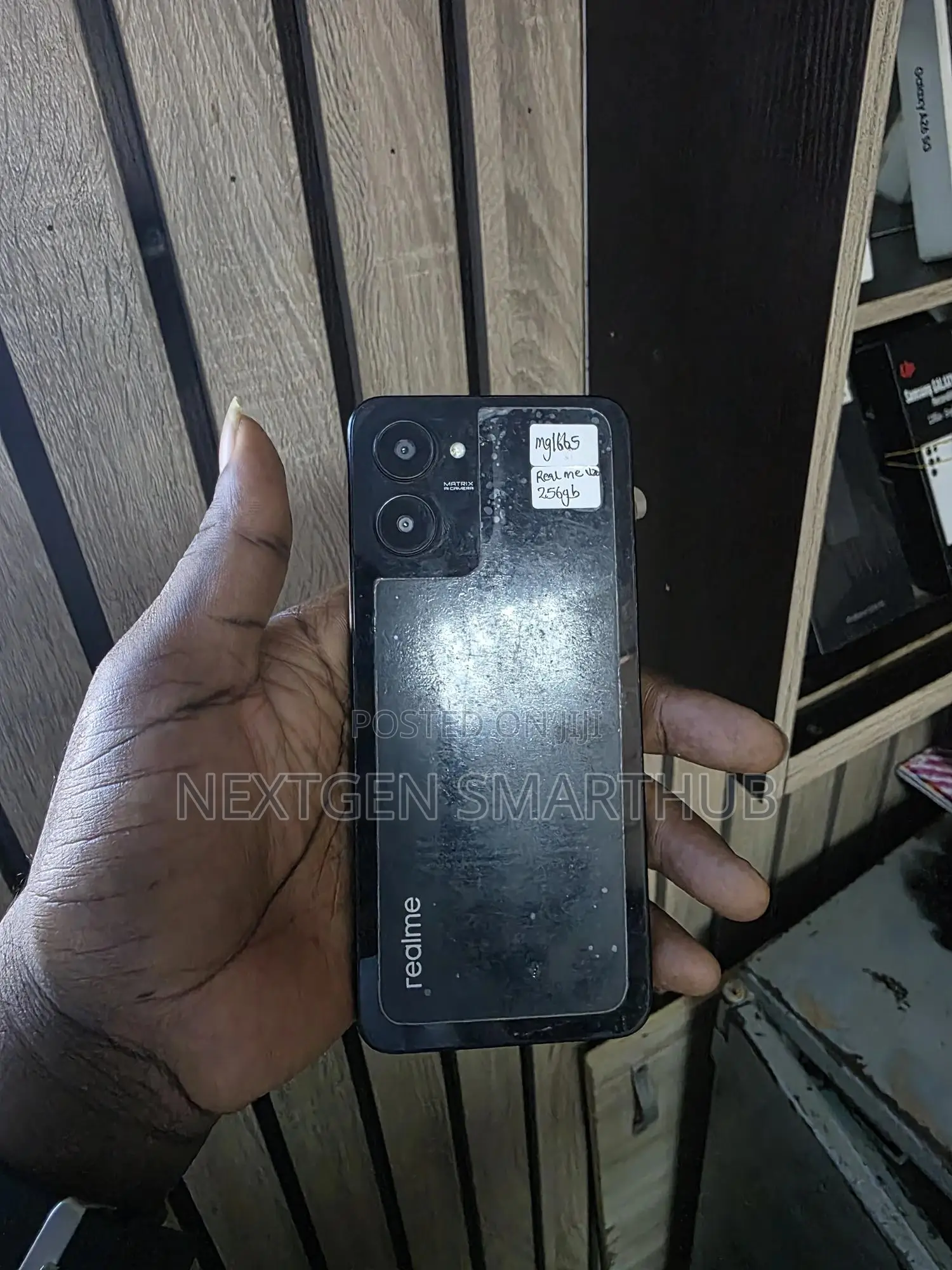 Realme V20 128 GB Black