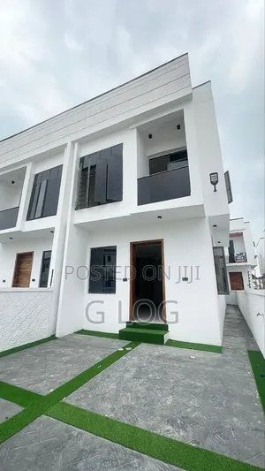 4bdrm Duplex in Ikota for sale